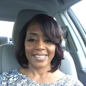 Meet your Posher, Yolanda